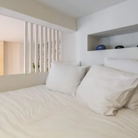 Appartement Quartier St Michel Climatise Pres Des Quais Avec Parking *