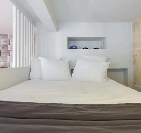 Appartement Quartier St Michel Climatise Pres Des Quais Avec Parking Διαμέρισμα *